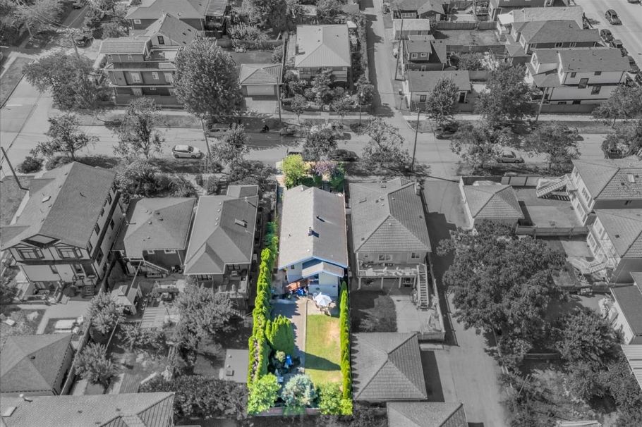 4160 St. Catherines Street Vancouver, BC - 33