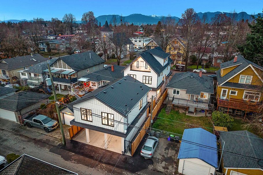 544 E 46th Avenue Vancouver, BC - 19