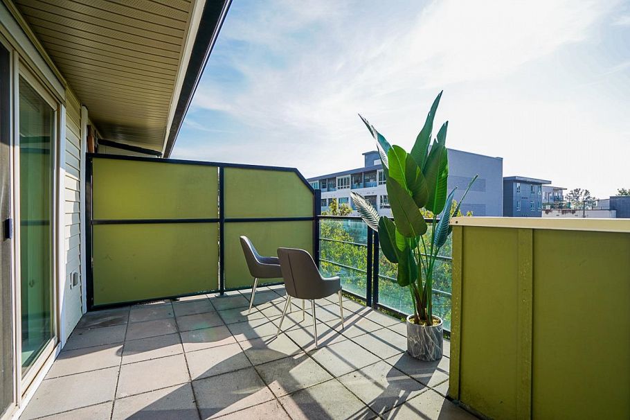 76 728 W 14th Street North Vancouver, BC - 28