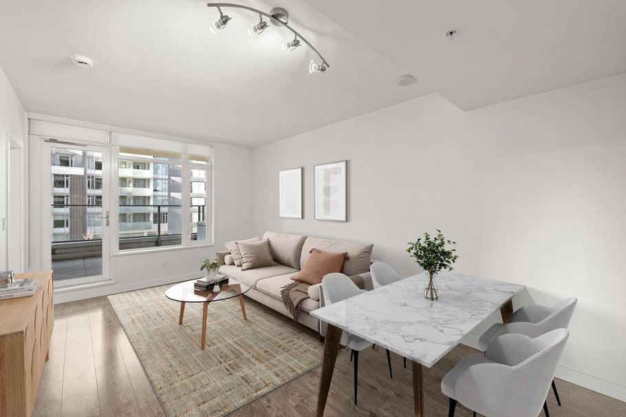 502 110 Switchmen Street Vancouver, BC - 5