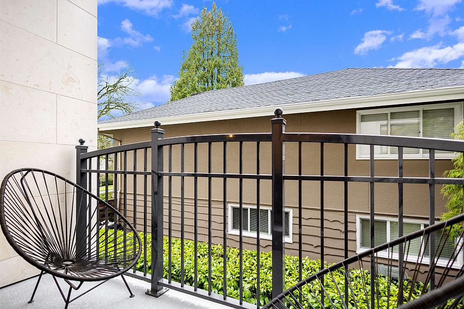 204 1009 Laurier Avenue Vancouver, BC - 36