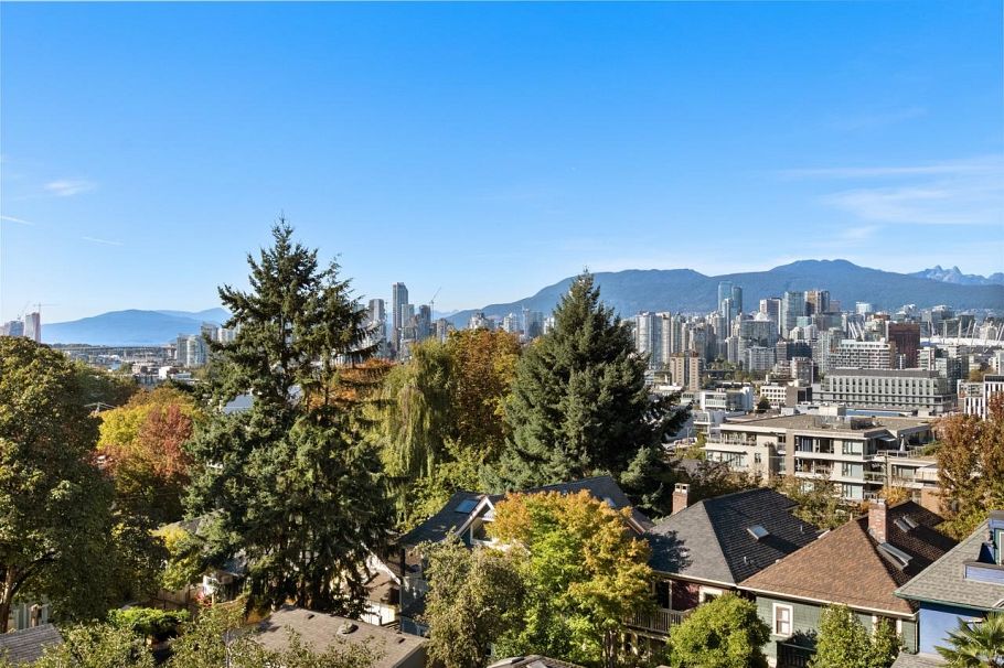 31 W 11th Avenue Vancouver, BC - 14