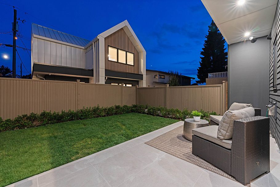 1 1632 E 21st Avenue Vancouver, BC - 26