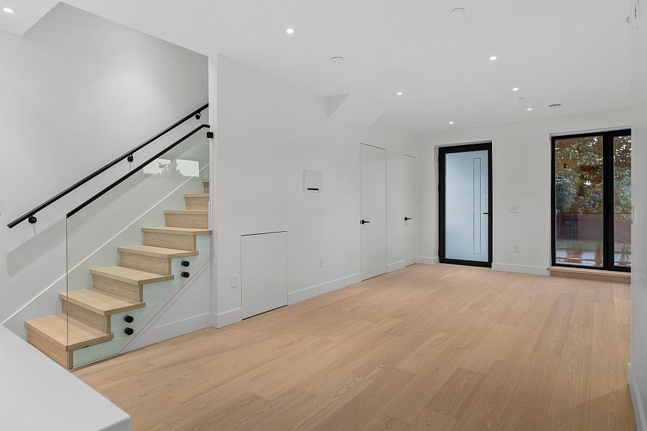 4460 Ash Street Vancouver, BC - 9