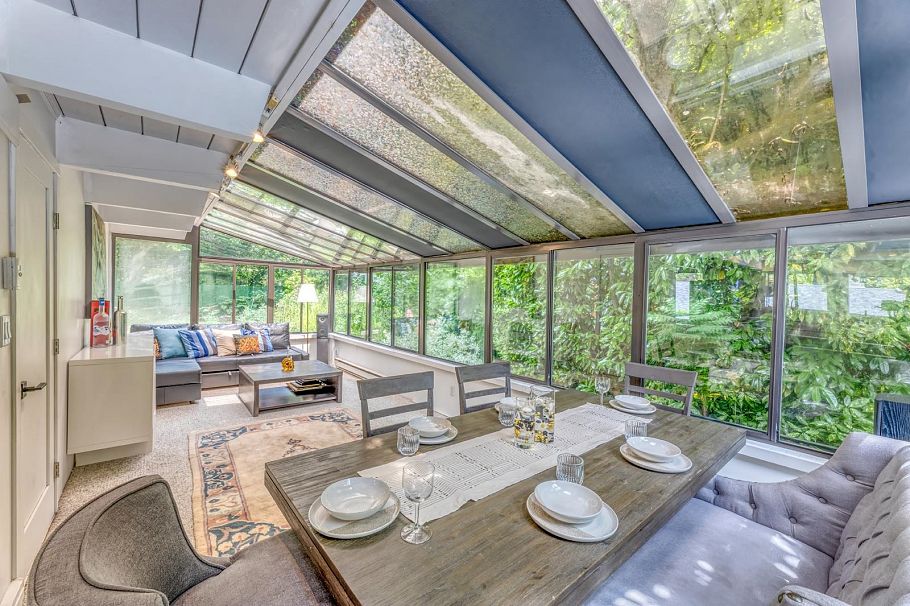 466 E Kings Road North Vancouver, BC - 9