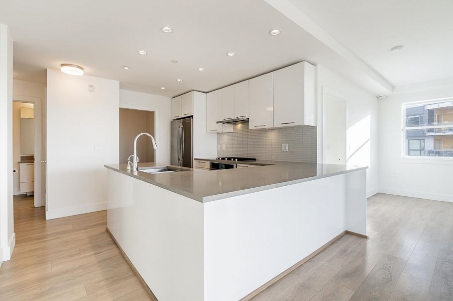 515 3488 Sawmill Crescent Vancouver, BC - 6