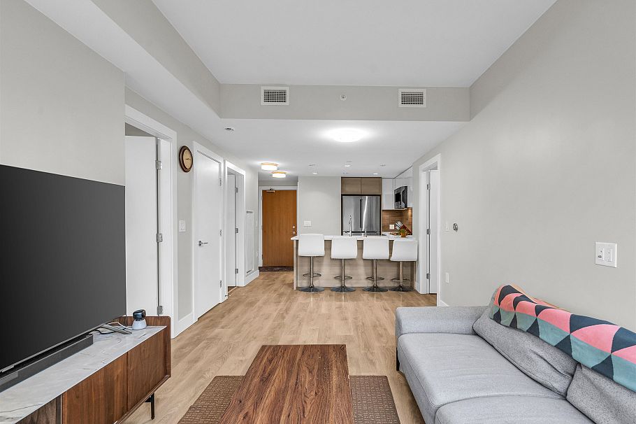 607 3451 Sawmill Crescent Vancouver, BC - 4