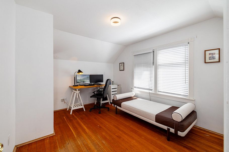 4343 11th Avenue Vancouver, BC - 19