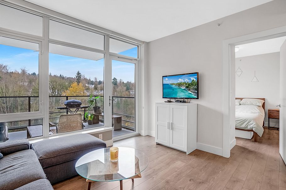 1008 8533 River District Crossing Vancouver, BC - 11