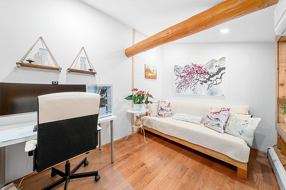 2540 Boswell Avenue North Vancouver, BC - 20