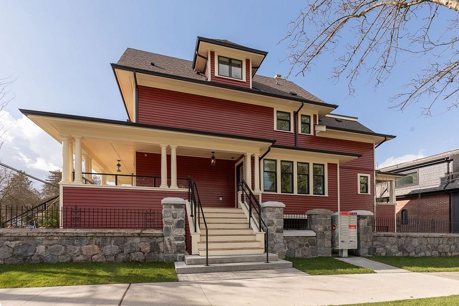 1081 Semlin Drive Vancouver, BC - 1