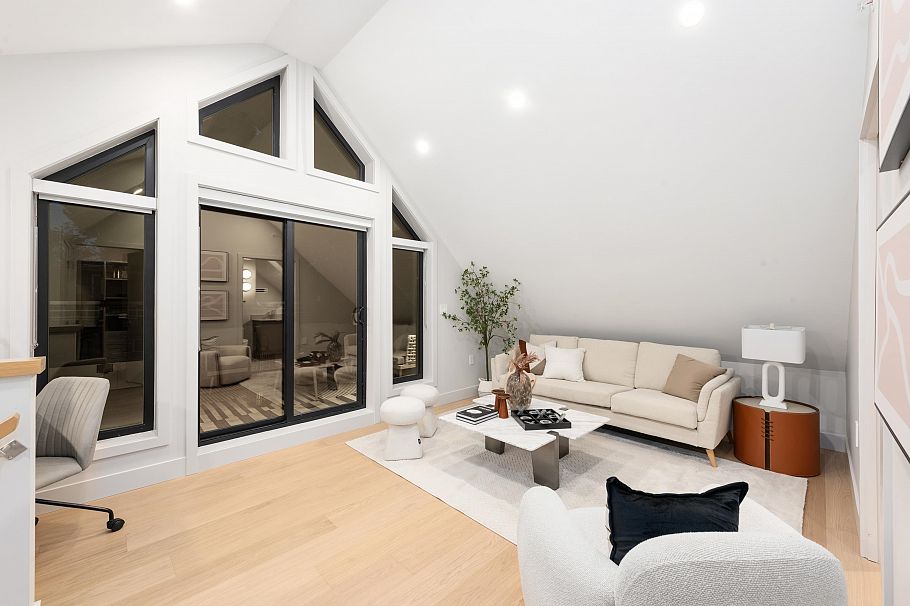 2 2635 W 12th Avenue Vancouver, BC - 27