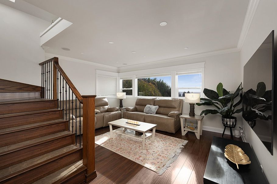 4050 St. Pauls Avenue North Vancouver, BC - 14