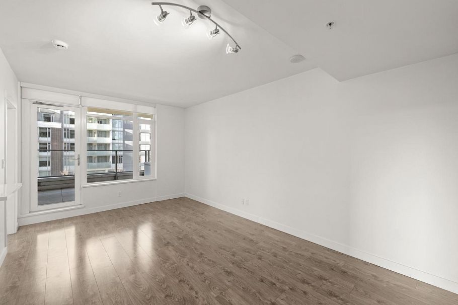 502 110 Switchmen Street Vancouver, BC - 6