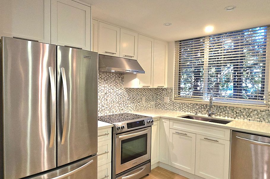 311 3905 Springtree Drive Vancouver, BC - 8