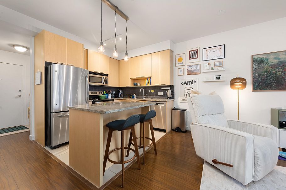 315 707 E 20th Avenue Vancouver, BC - 1