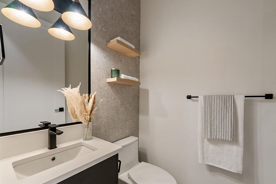 1 1259 Renfrew Street Vancouver, BC - 9