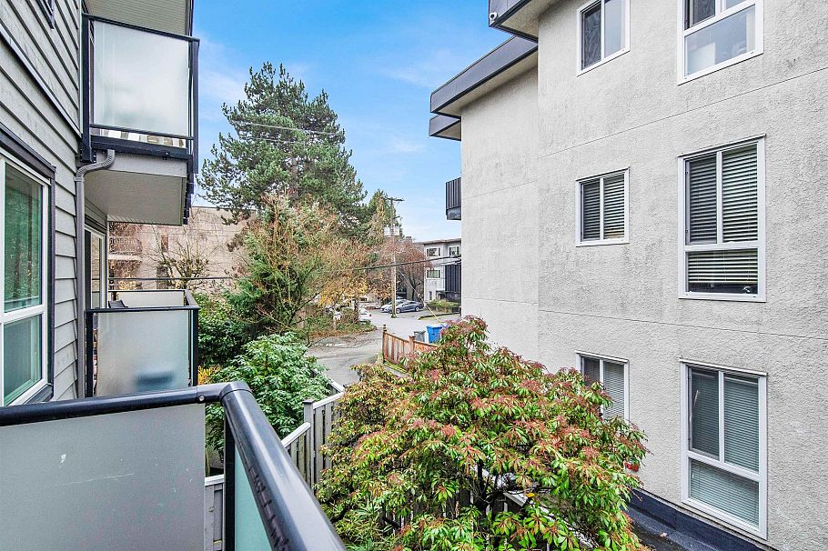 202 8707 Hudson Street Vancouver, BC - 21
