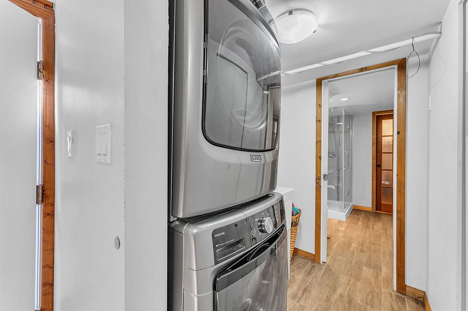 4160 St. Catherines Street Vancouver, BC - 30