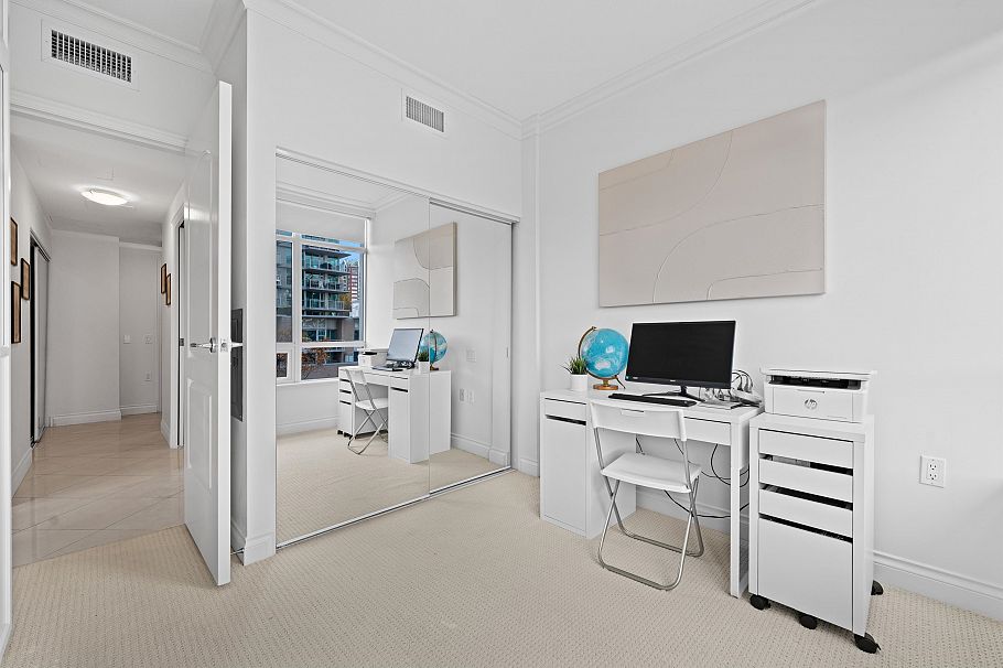 502 172 Victory Ship Way North Vancouver, BC - 13