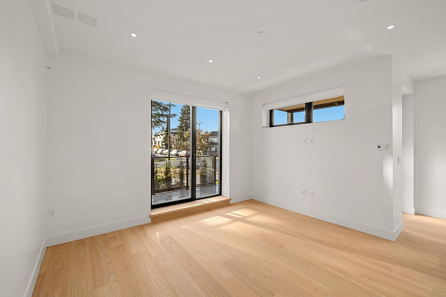 595 W 29th Avenue Vancouver, BC - 10