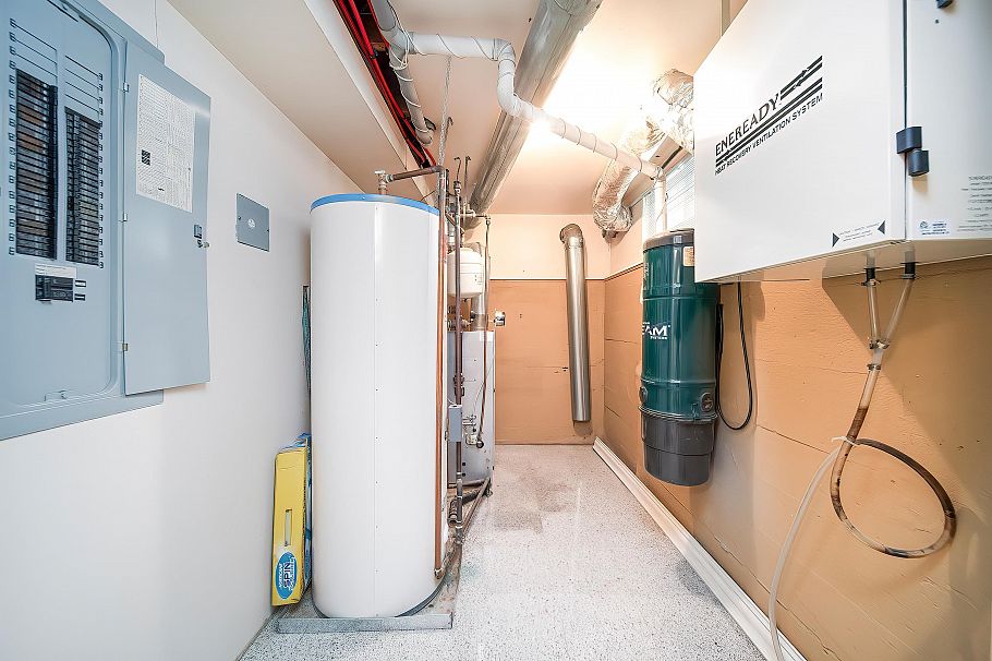 3347 Trutch Street Vancouver, BC - 24