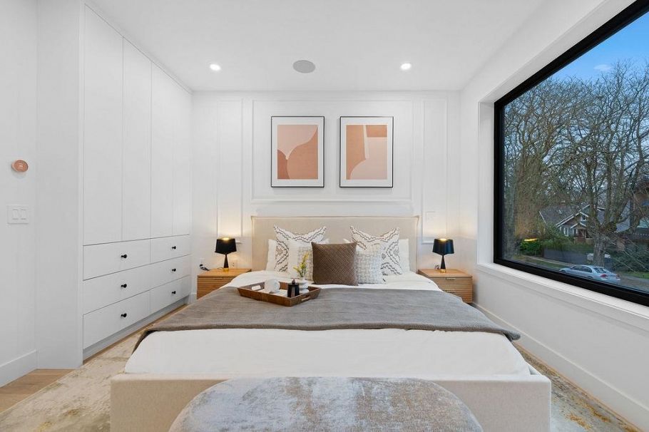 1 2846 W 12 Avenue Vancouver, BC - 17