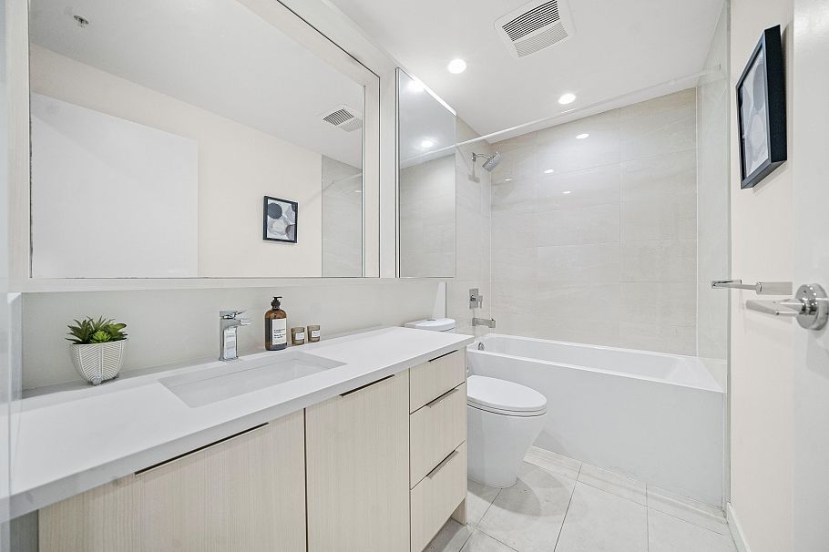 607 4465 Juneau Street Burnaby, BC - 17