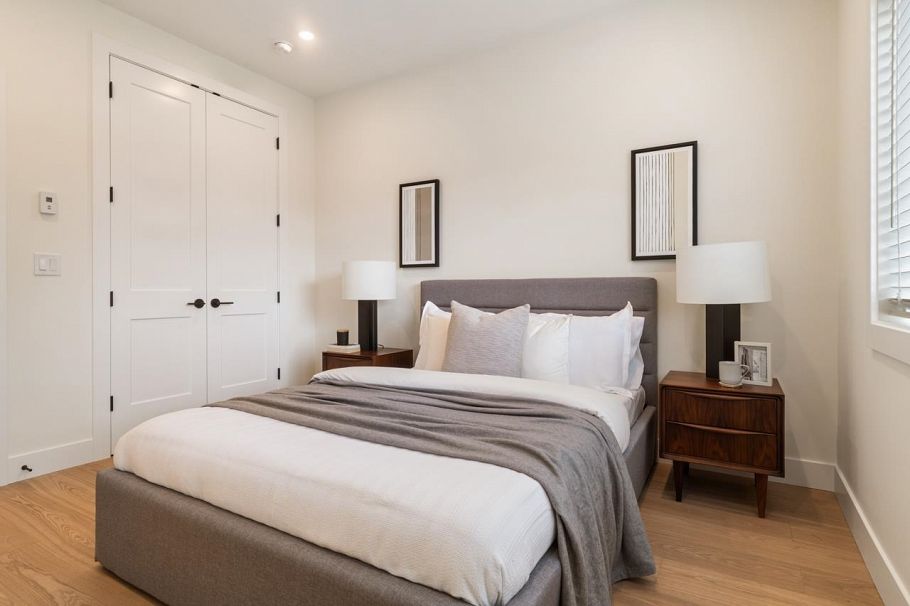 2051 E 4th Avenue Vancouver, BC - 18