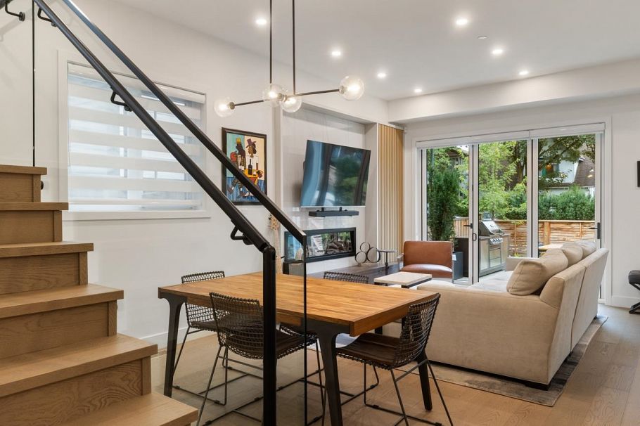 1 938 E 10th Avenue Vancouver, BC - 16