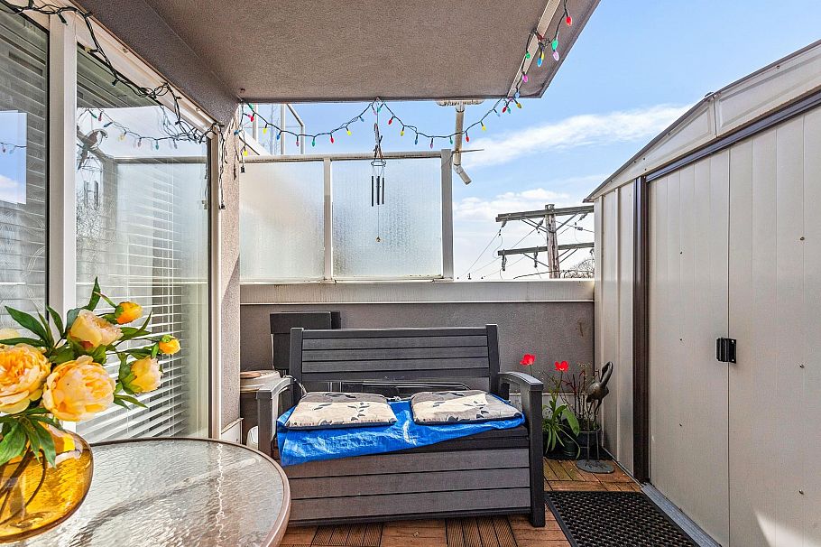 306 988 W 21st Avenue Vancouver, BC - 21