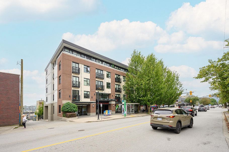 414 111 E 3rd Street North Vancouver, BC - 21