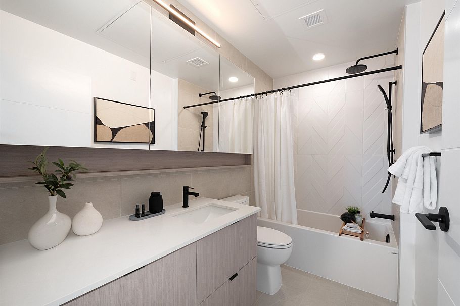 606 2268 E Broadway Vancouver, BC - 11