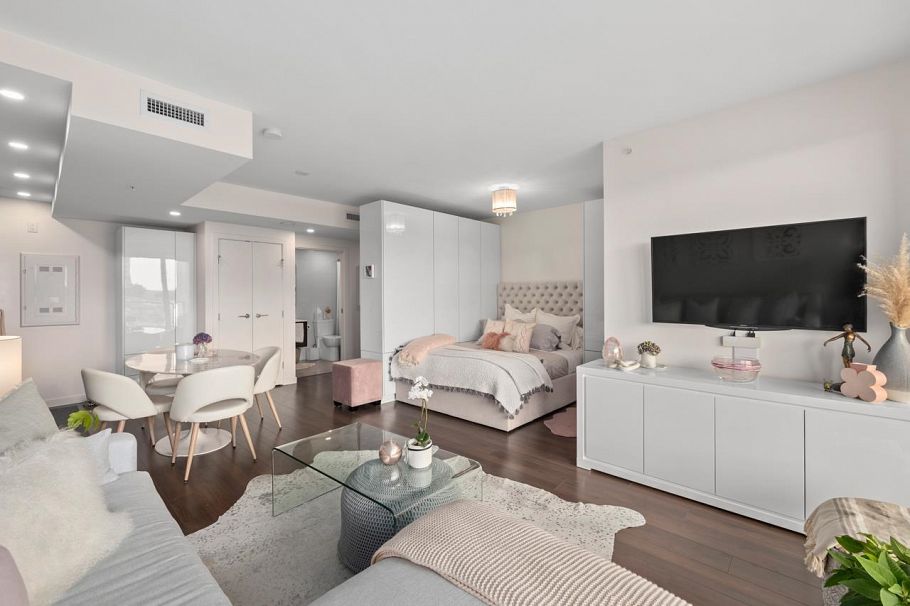 608 285 E 10th Avenue Vancouver, BC - 8