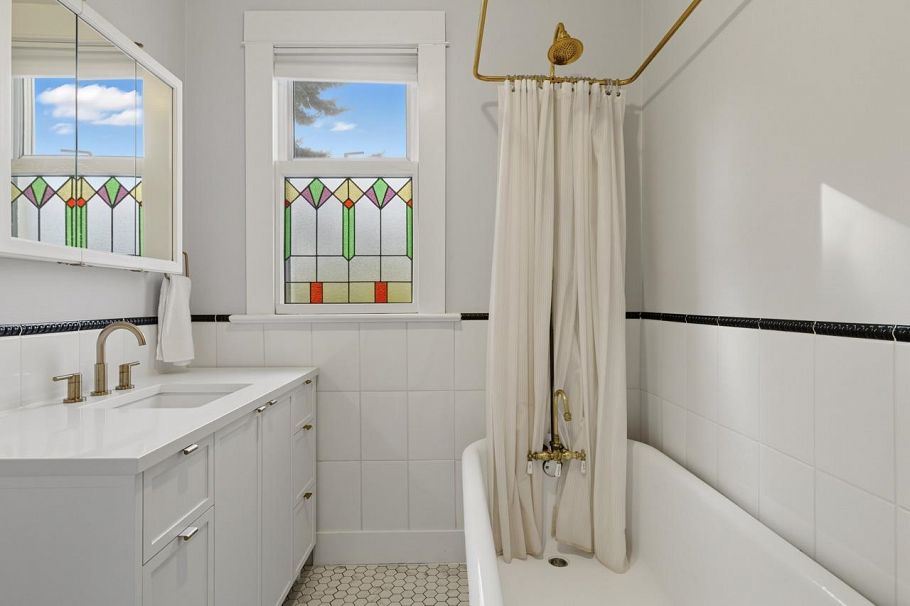 3415 Prince Edward Street Vancouver, BC - 20