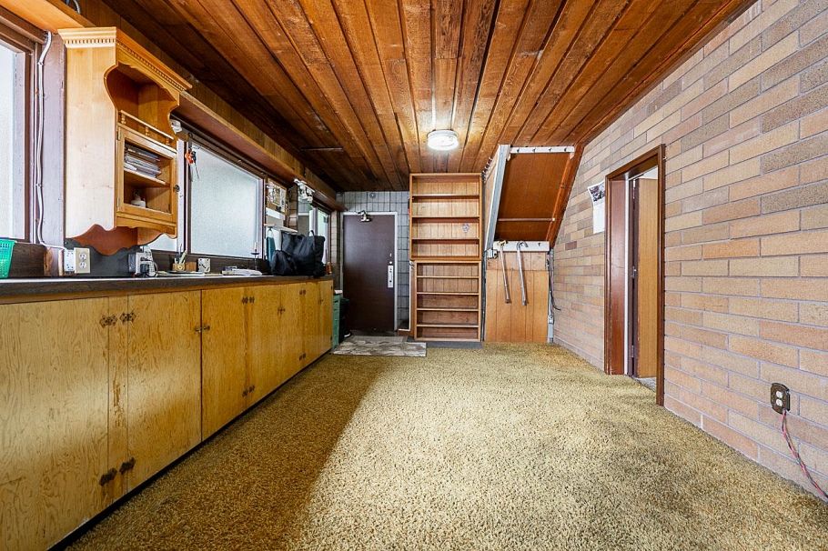 1415 Salsbury Drive Vancouver, BC - 15