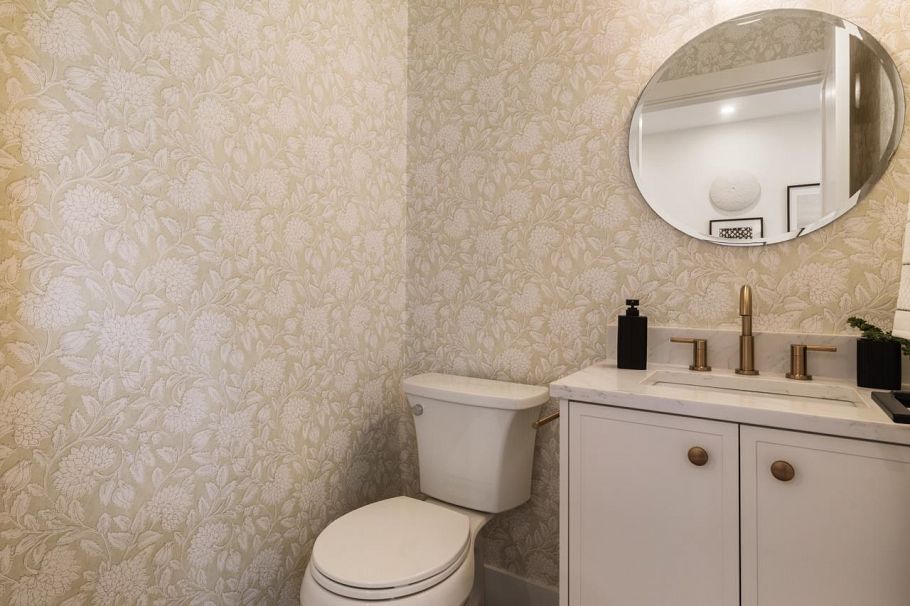 2051 E 4th Avenue Vancouver, BC - 11