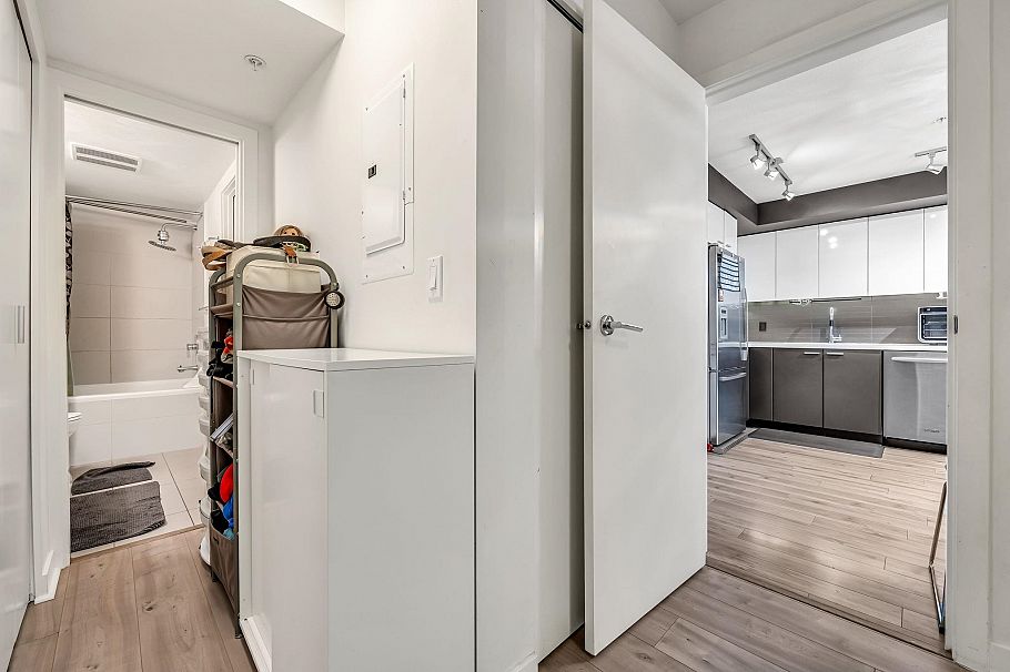 216 2888 E 2nd Avenue Vancouver, BC - 12