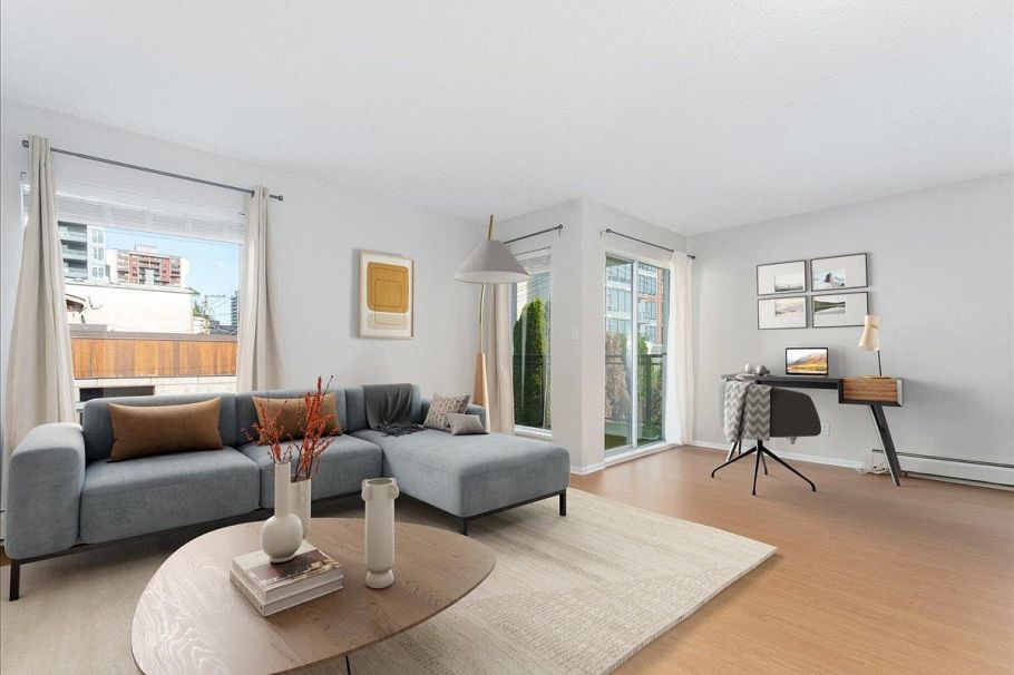 202 1550 Chesterfield Avenue North Vancouver, BC - 1