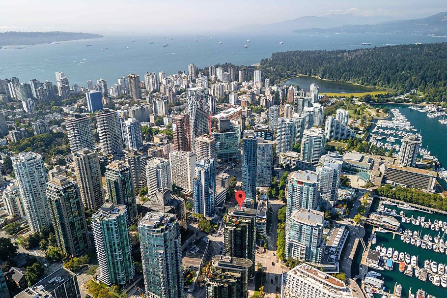 701 588 Broughton Street Vancouver, BC - 4