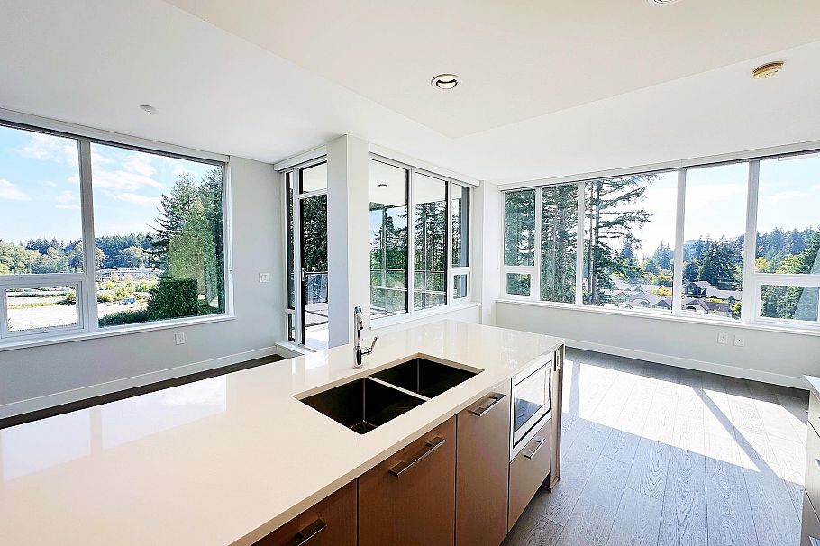 908 5410 Shortcut Road Vancouver, BC - 3