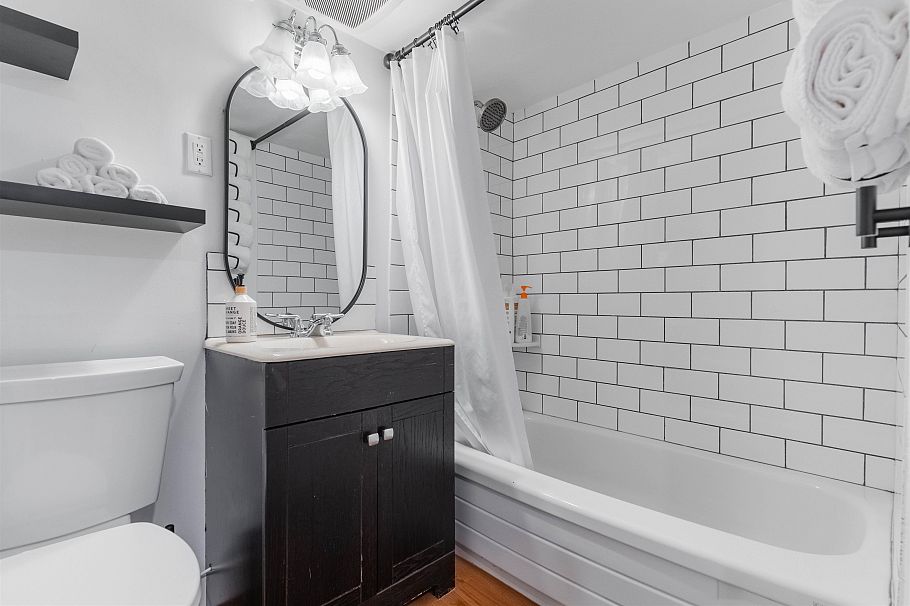 2689 Mcgill Street Vancouver, BC - 24