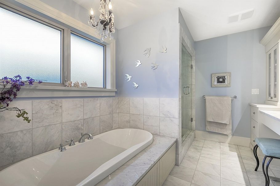 518 E 16th Street North Vancouver, BC - 19