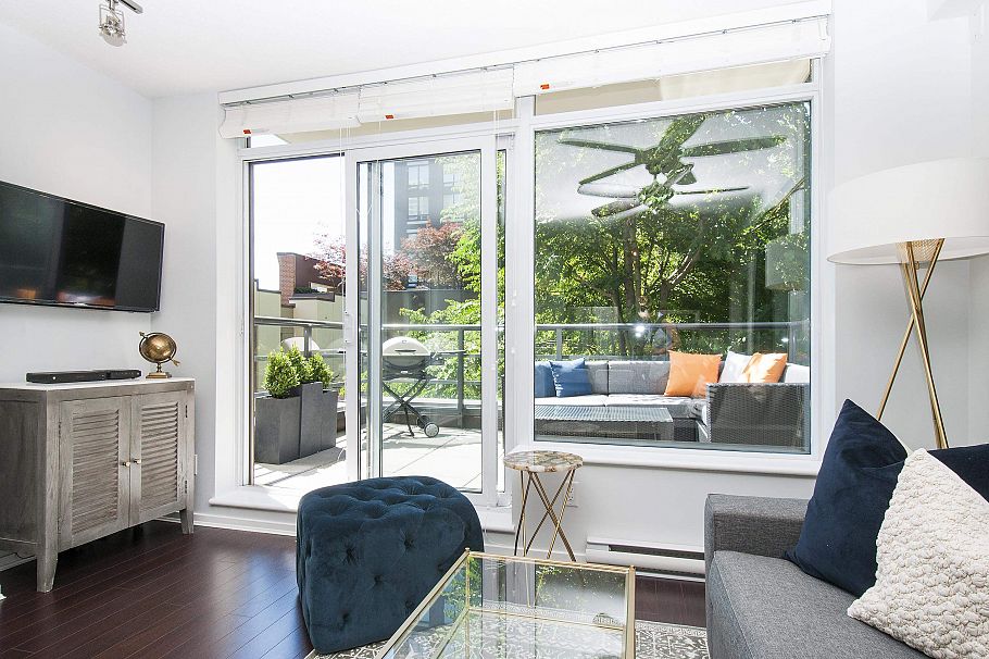 307 1001 Homer Street Vancouver, BC - 5