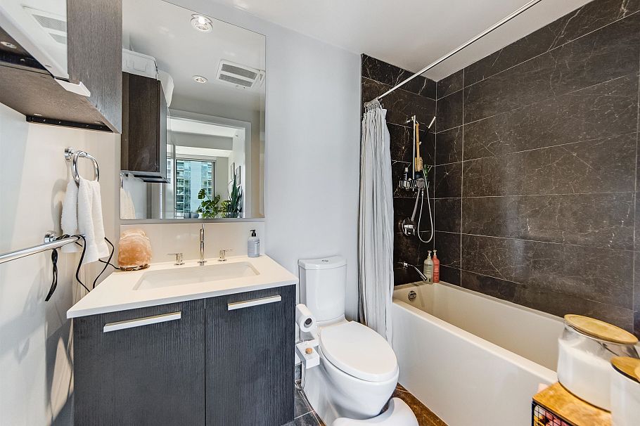 1603 1221 Bidwell Street Vancouver, BC - 9