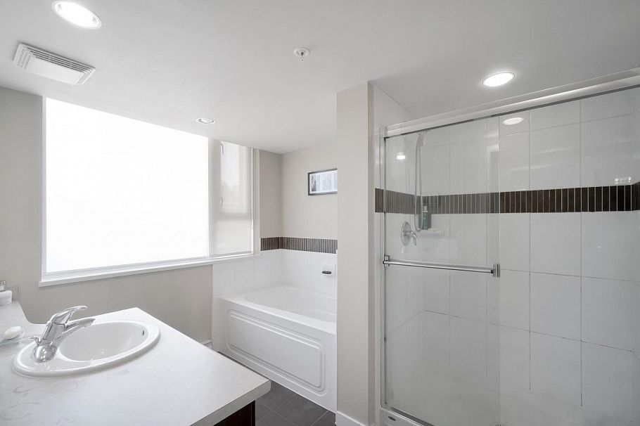 910 Quebec Street Vancouver, BC - 27