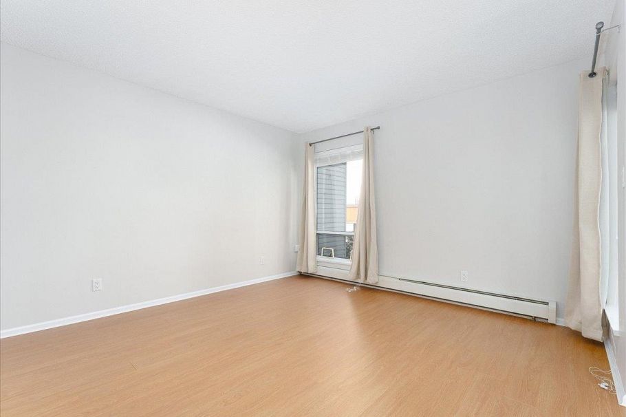 202 1550 Chesterfield Avenue North Vancouver, BC - 15