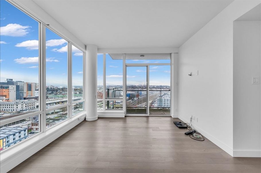 2016 1618 Quebec Street Vancouver, BC - 8