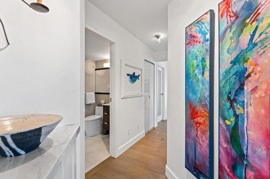 2302 1415 West Georgia Street Vancouver, BC - 21