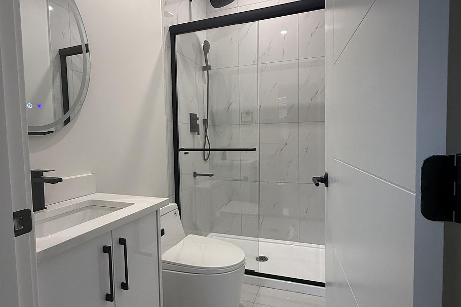 2 1577 E 58th Avenue Vancouver, BC - 10